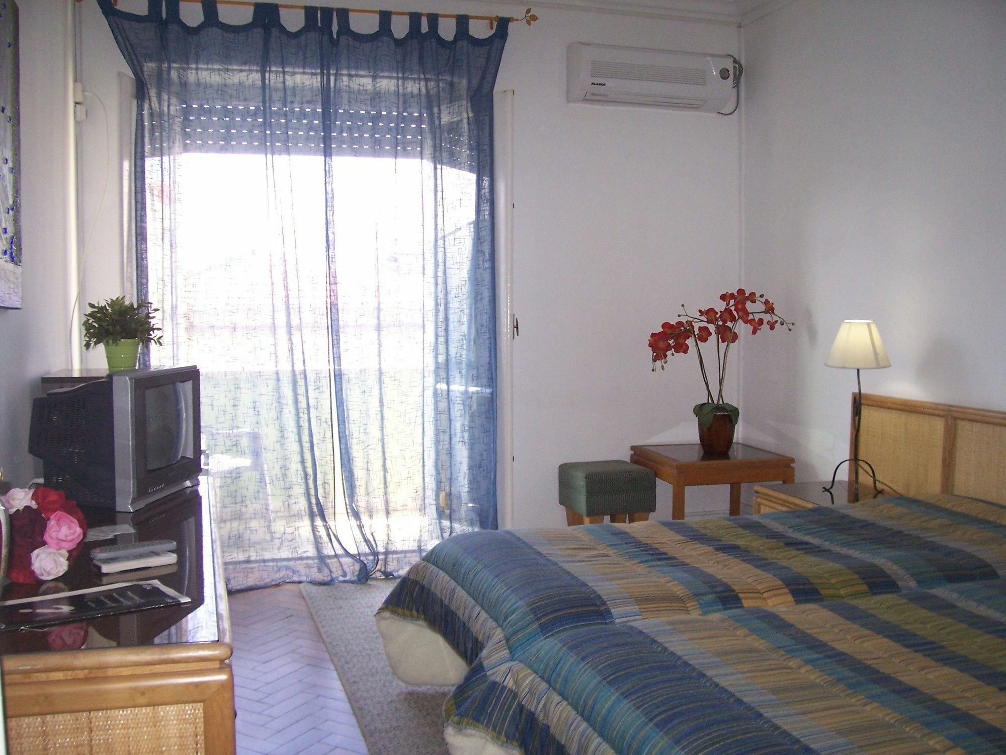 Hotel Residencial Caravela Lisboa Екстериор снимка